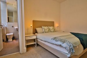 Photo 18- click for photo gallery